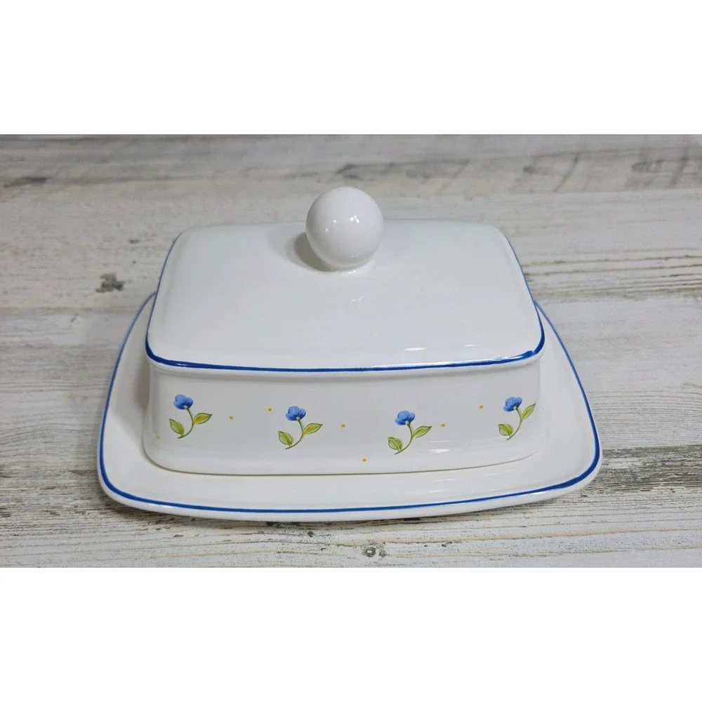 Vintage Ulster Ceramics CoveredButter Dish CobaltBlue Floral Farmhouse U.K. Made